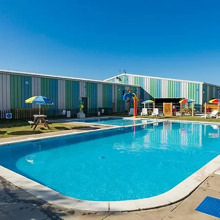 Static Holiday Caravan Clacton-on-Sea Exterior photo