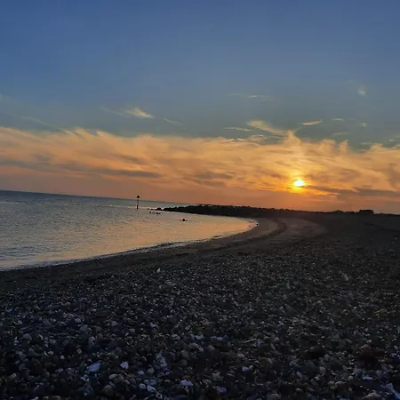 Static Holiday Caravan Clacton-on-Sea Exterior photo